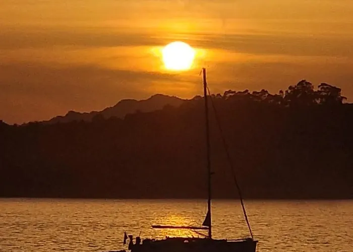 Playa De Vilarino * Cangas do Morrazo